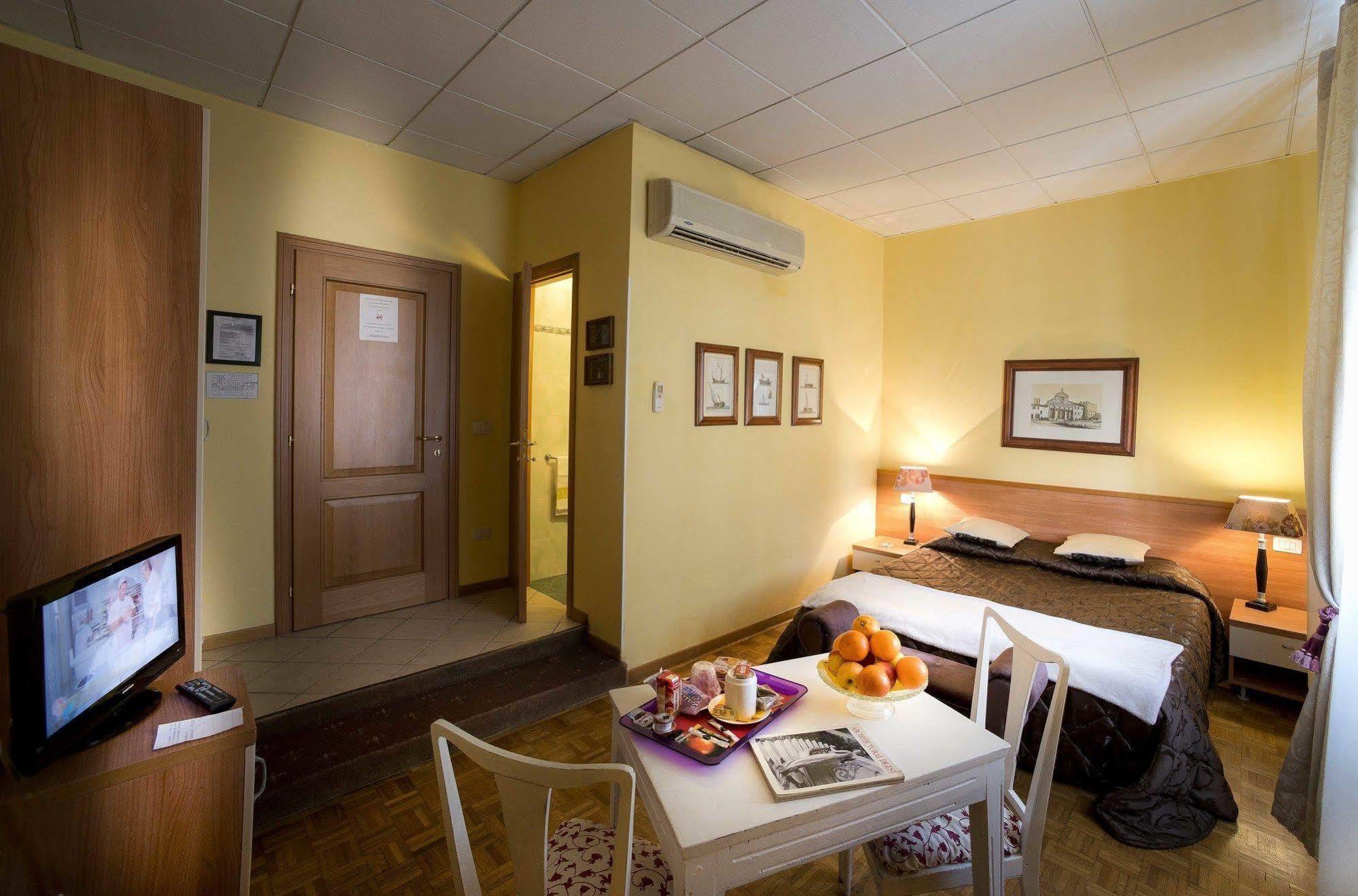 B&B Residenza Manzoni Florence Extérieur photo